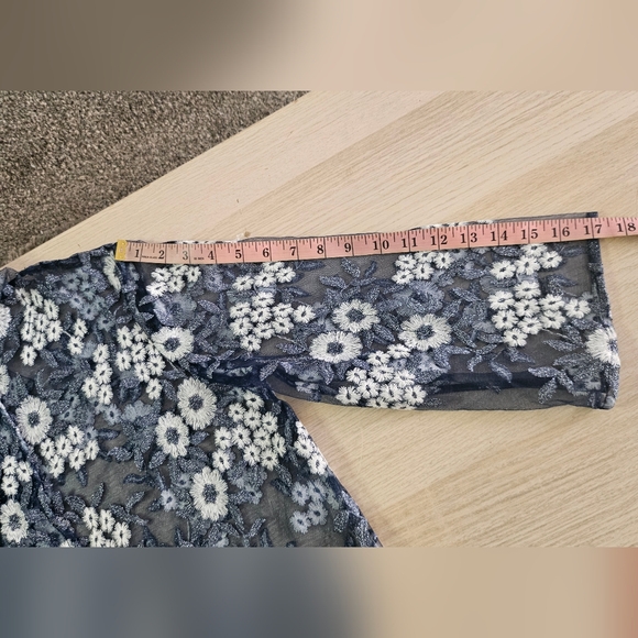 Tahari Sheer Jacket - Picture 9 of 10